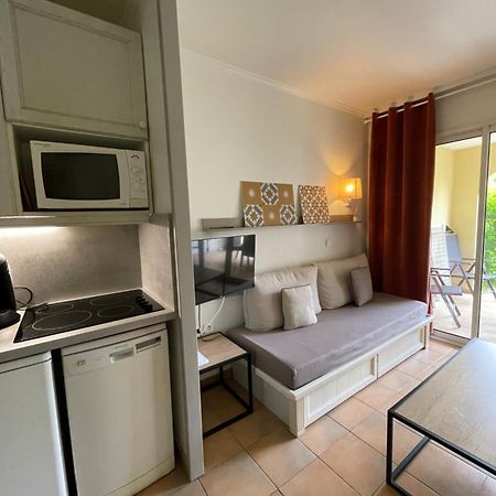 Studio 4 Personnes Golf International Pont Royal Mallemort Exterior foto